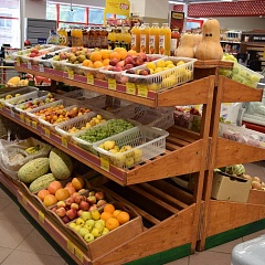 Фрукты и овощи в магазине "Тарелочка"